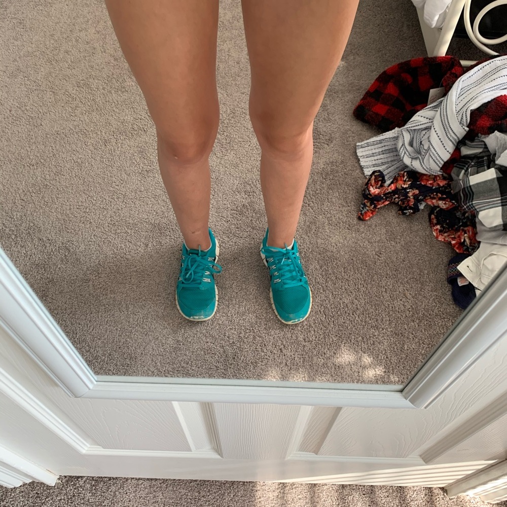 6.5 teal nike shoes - Picture 5 of 5